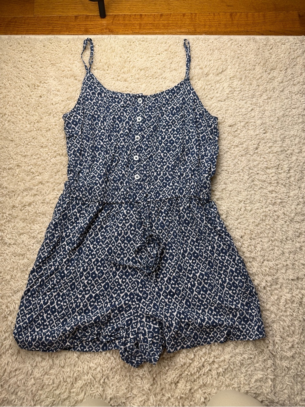 Women’s Small Spaghetti Strap Romper